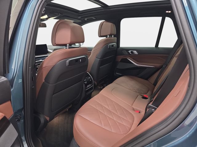 Used 2024 BMW X5 xDrive40i w/ Premium Package AWD/4WD image 10