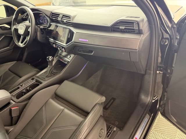 Certified 2023 Audi Q3 2.0T Premium Plus w/ Premium Plus Package AWD/4WD image 24