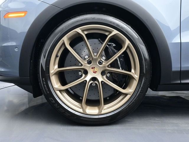 New 2026 Porsche Cayenne Turbo GT image 6