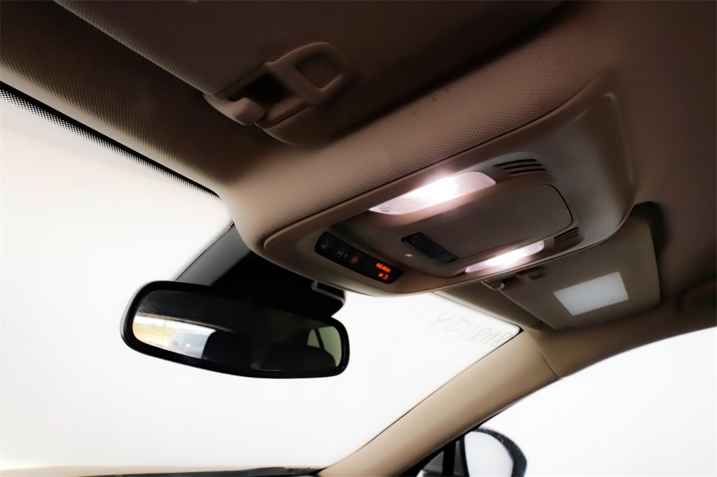 Used 2023 Buick Envision Essence image 25