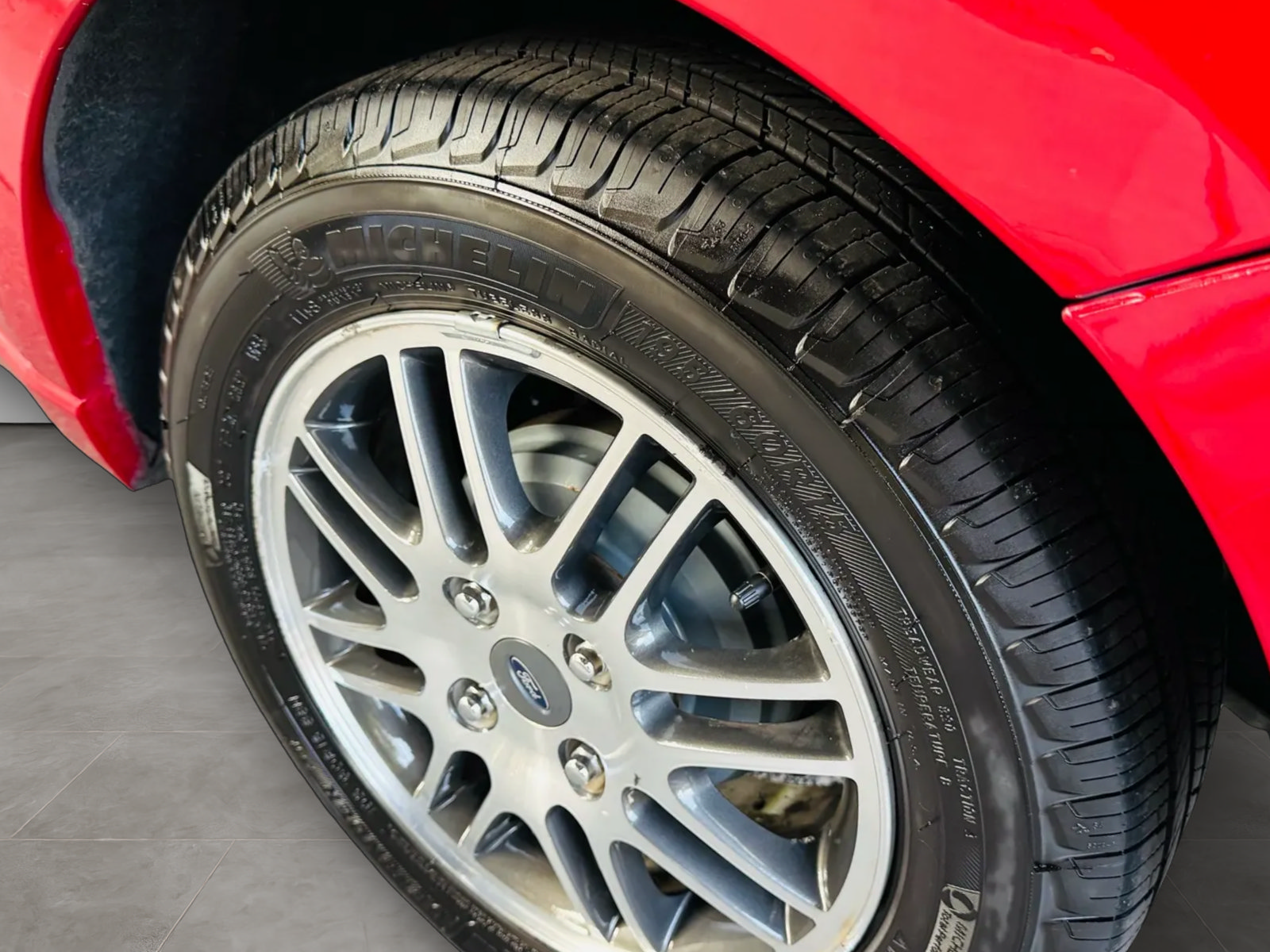 Used 2011 Ford Focus SE w/ 201A Rapid Spec Order Code FWD image 8
