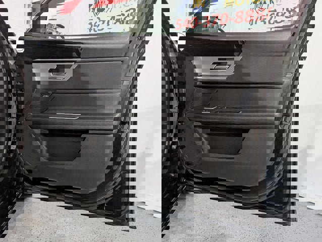 Used 2019 Jaguar XF Prestige image 21