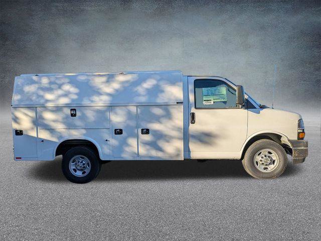 New 2025 Chevrolet Express 3500 w/ Power Convenience Package RWD image 2