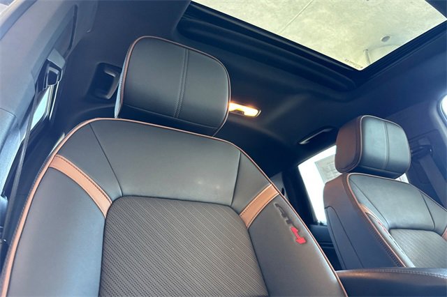 Used 2024 GMC Canyon AT4 w/ AT4 Premium Package image 20