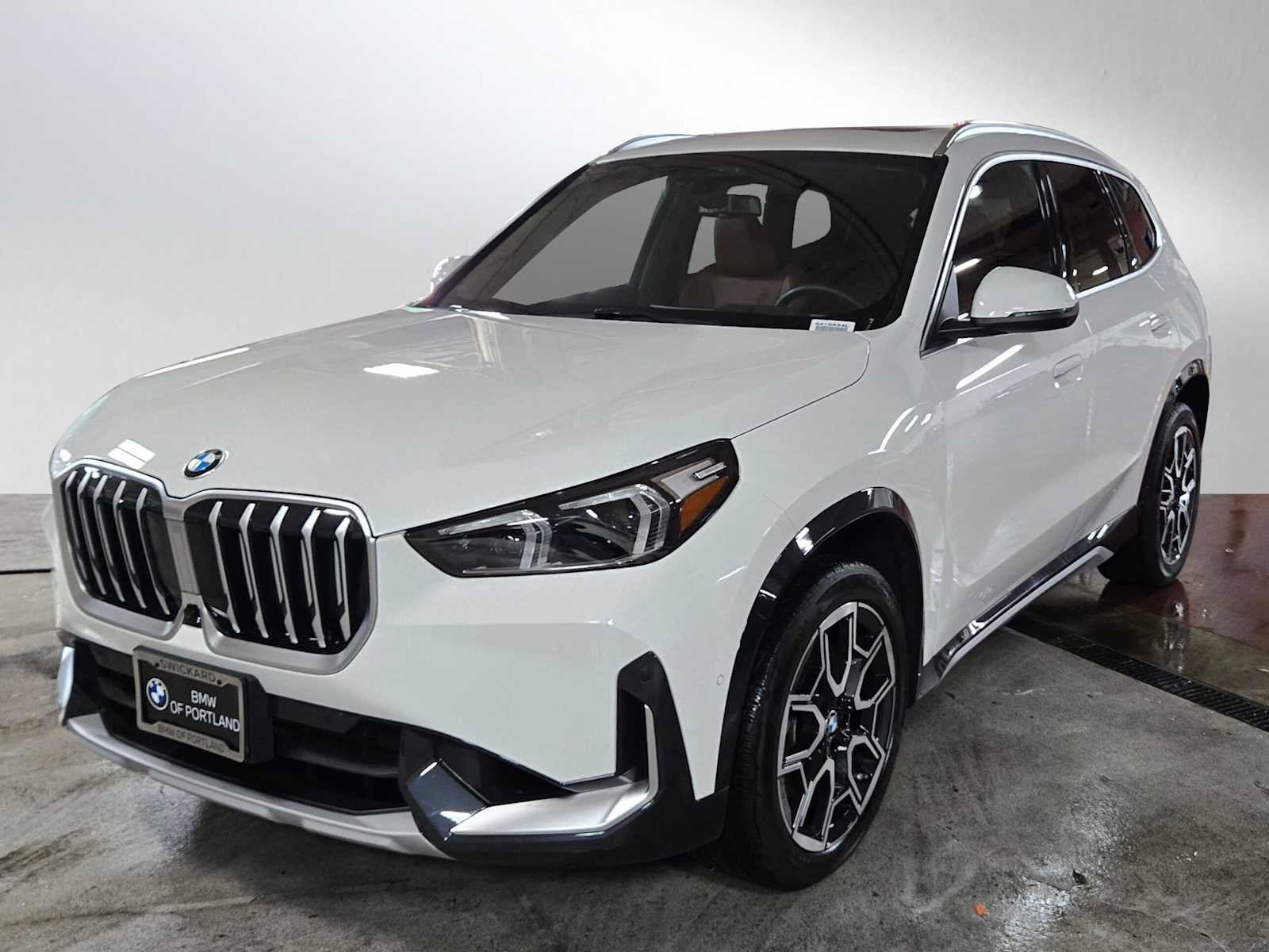 Used 2026 BMW X1 xDrive28i w/ Technology Package AWD/4WD image 7