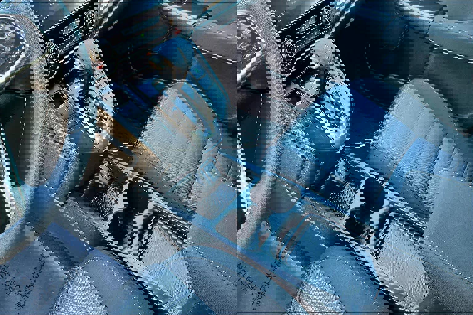 Used 2018 Honda CR-V EX image 13