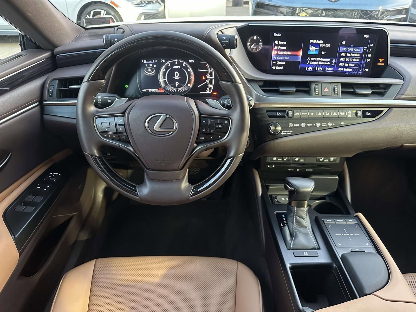Used 2020 Lexus ES 350 w/ Premium Package image 8