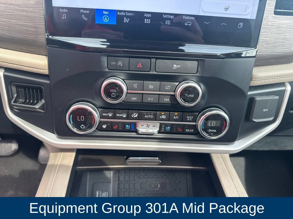 Certified 2024 Ford Expedition Limited RWD image 23