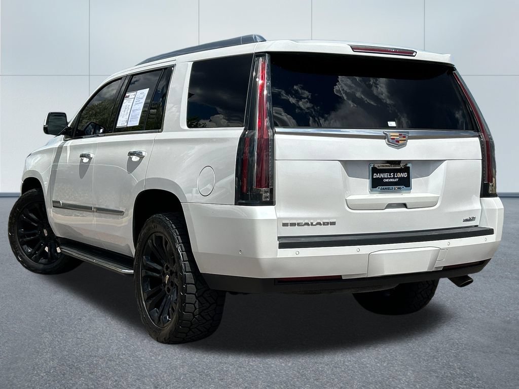 Used 2020 Cadillac Escalade Luxury AWD/4WD image 38