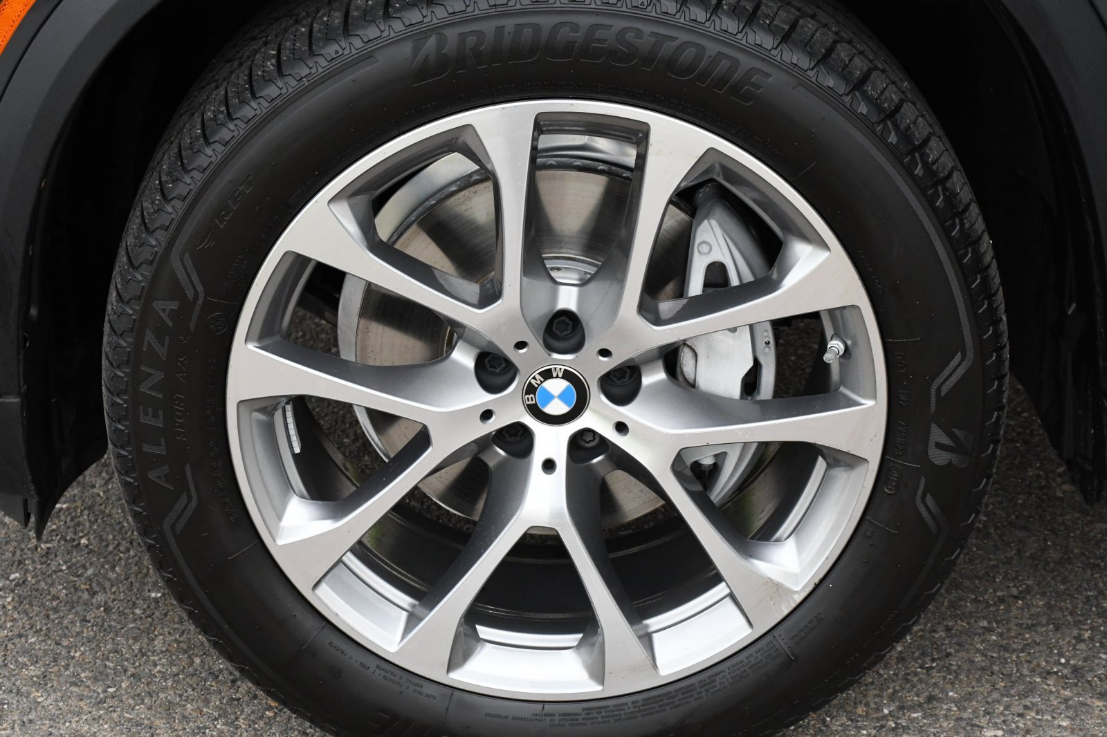 Used 2026 BMW X5 xDrive40i image 4