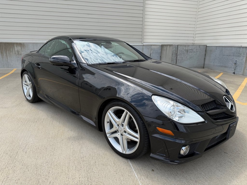 Used 2009 Mercedes-Benz SLK 300 image 8