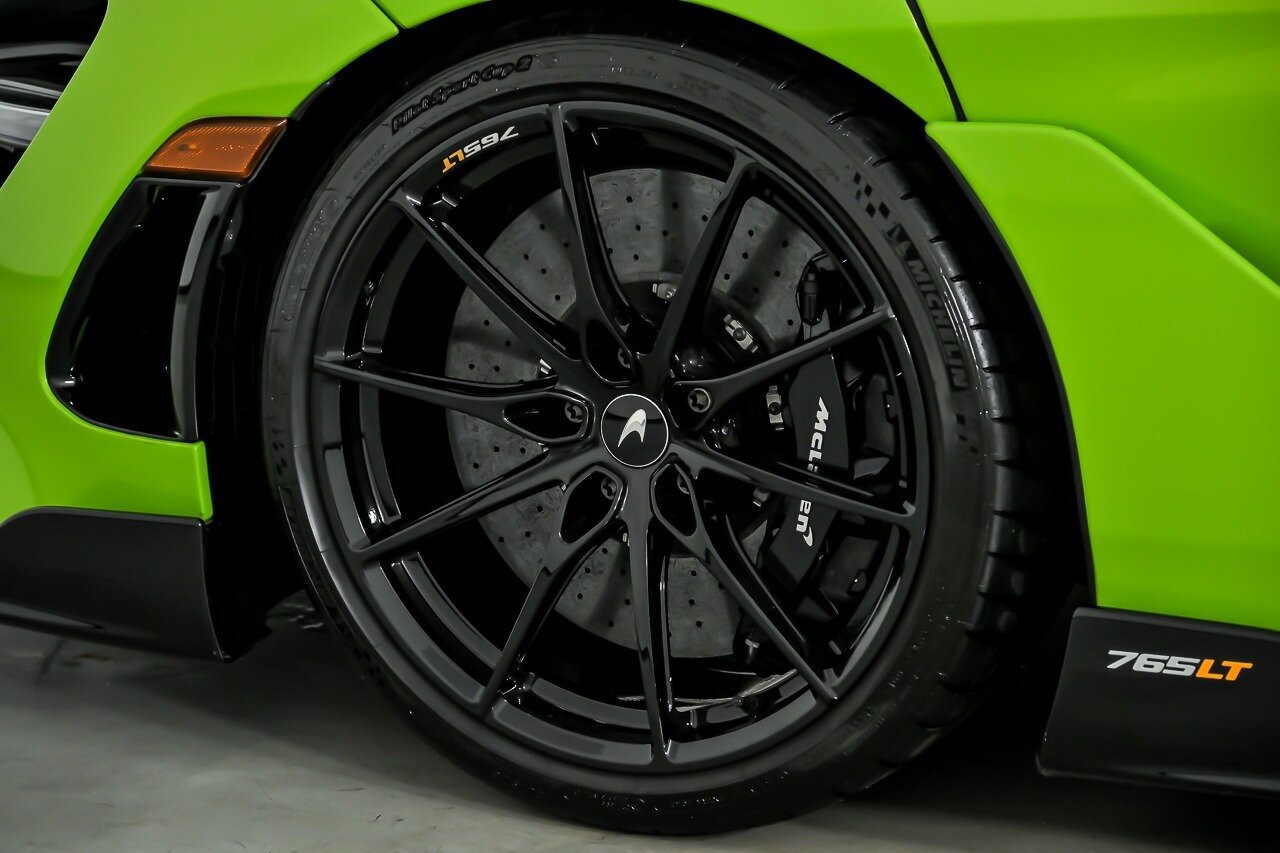 Used 2021 McLaren 765LT RWD image 18