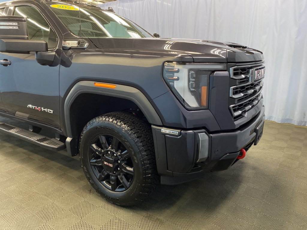 Used 2024 GMC Sierra 2500 AT4 w/ Technology Package AWD/4WD image 44