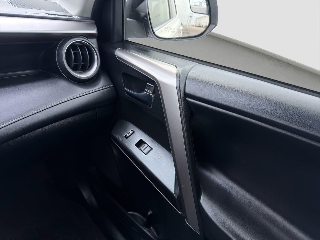 Used 2017 Toyota RAV4 XLE w/ All Weather Liner Package image 17