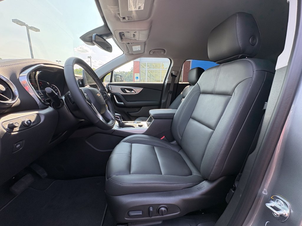 New 2026 Chevrolet Blazer LT FWD image 11