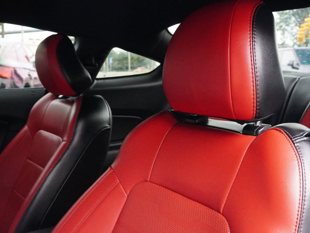 Used 2019 Ford Mustang GT Premium w/ Performance Package - Level 2 RWD image 27