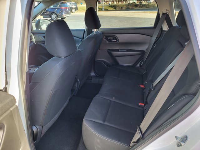 Used 2024 Nissan Rogue S image 13