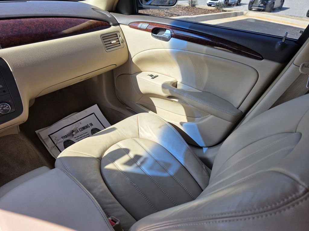 Used 2011 Buick Lucerne CXL w/ Driver Confidence Package image 24