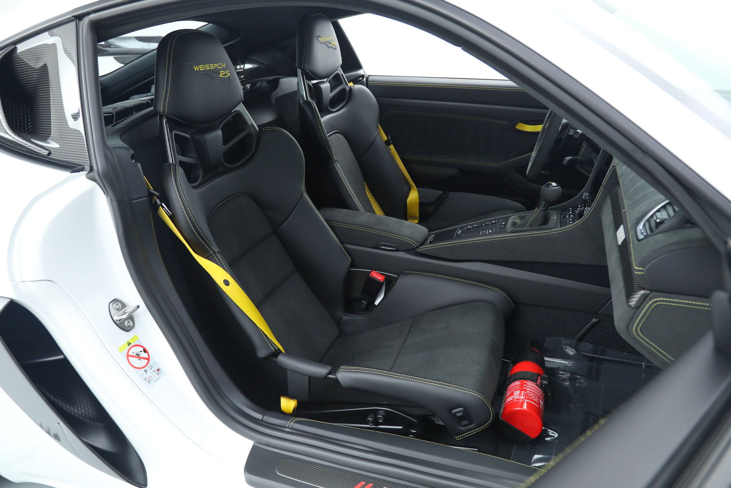 Used 2025 Porsche 718 Cayman GT4 RS RWD image 19