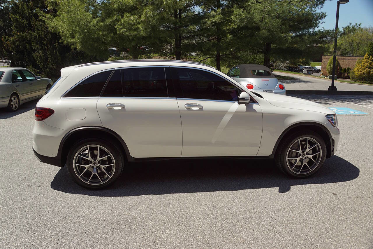 Used 2022 Mercedes-Benz GLC 300 4MATIC image 9