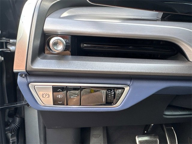 New 2026 Cadillac Vistiq Premium Luxury w/ LPO, Floor Liner Package image 25