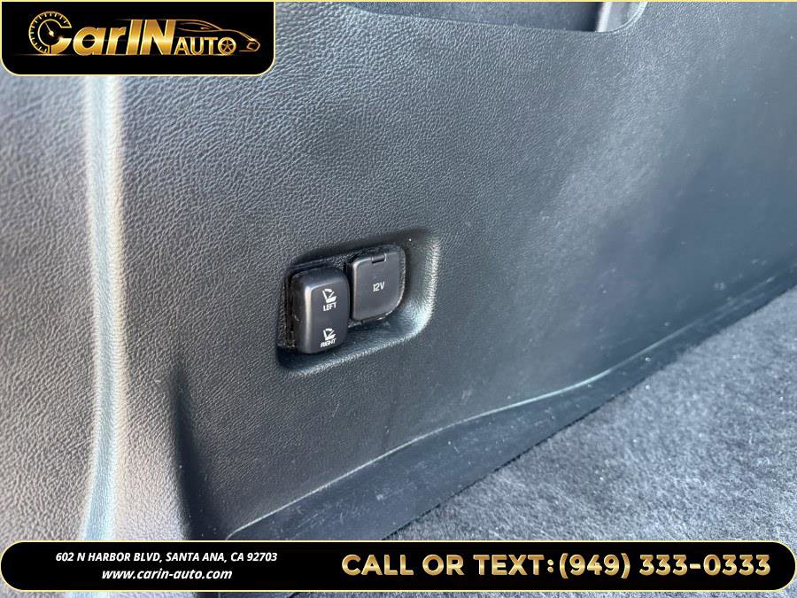 Used 2018 Ford Edge Titanium image 21