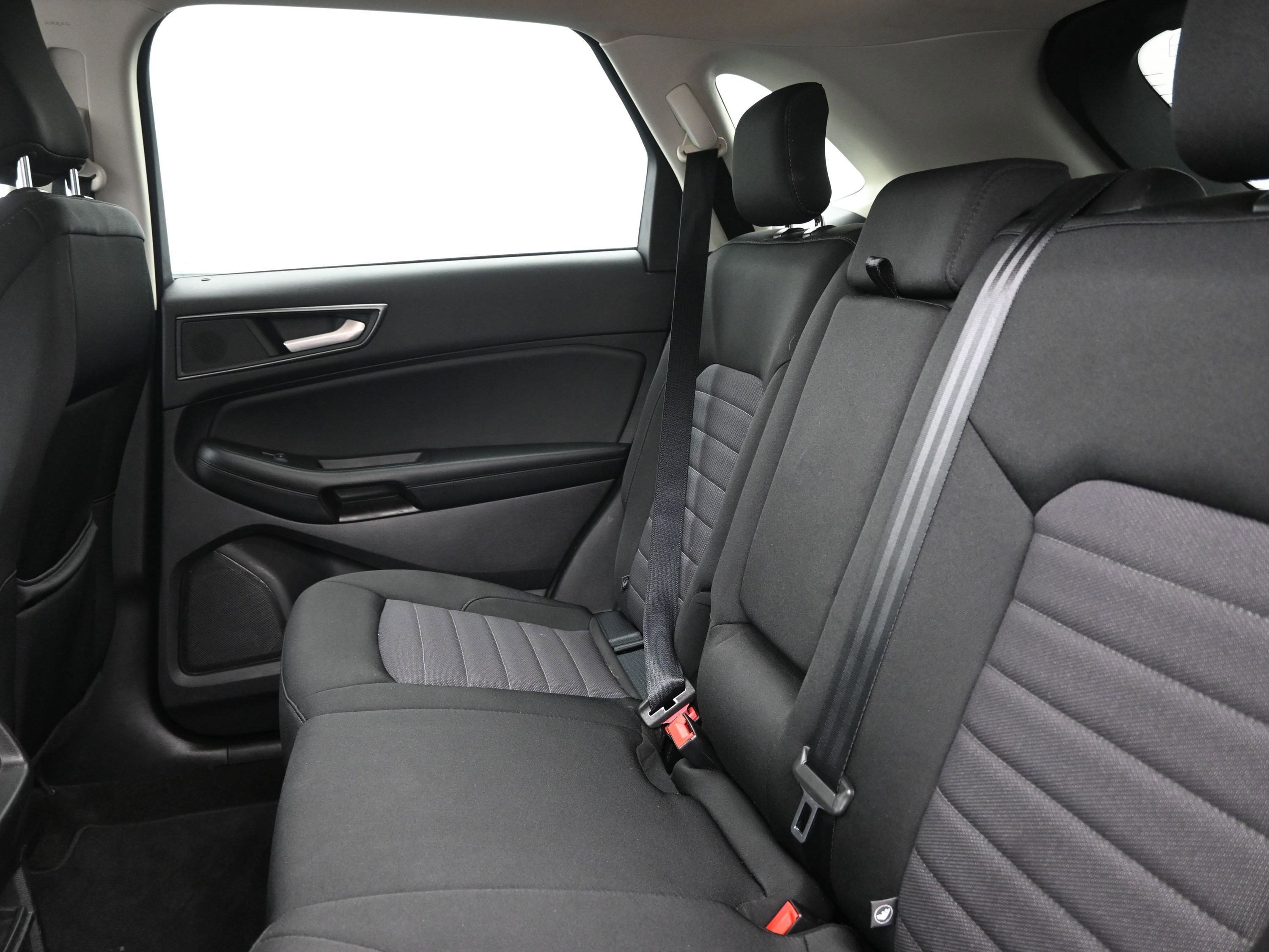 Used 2020 Ford Edge SE AWD/4WD image 22