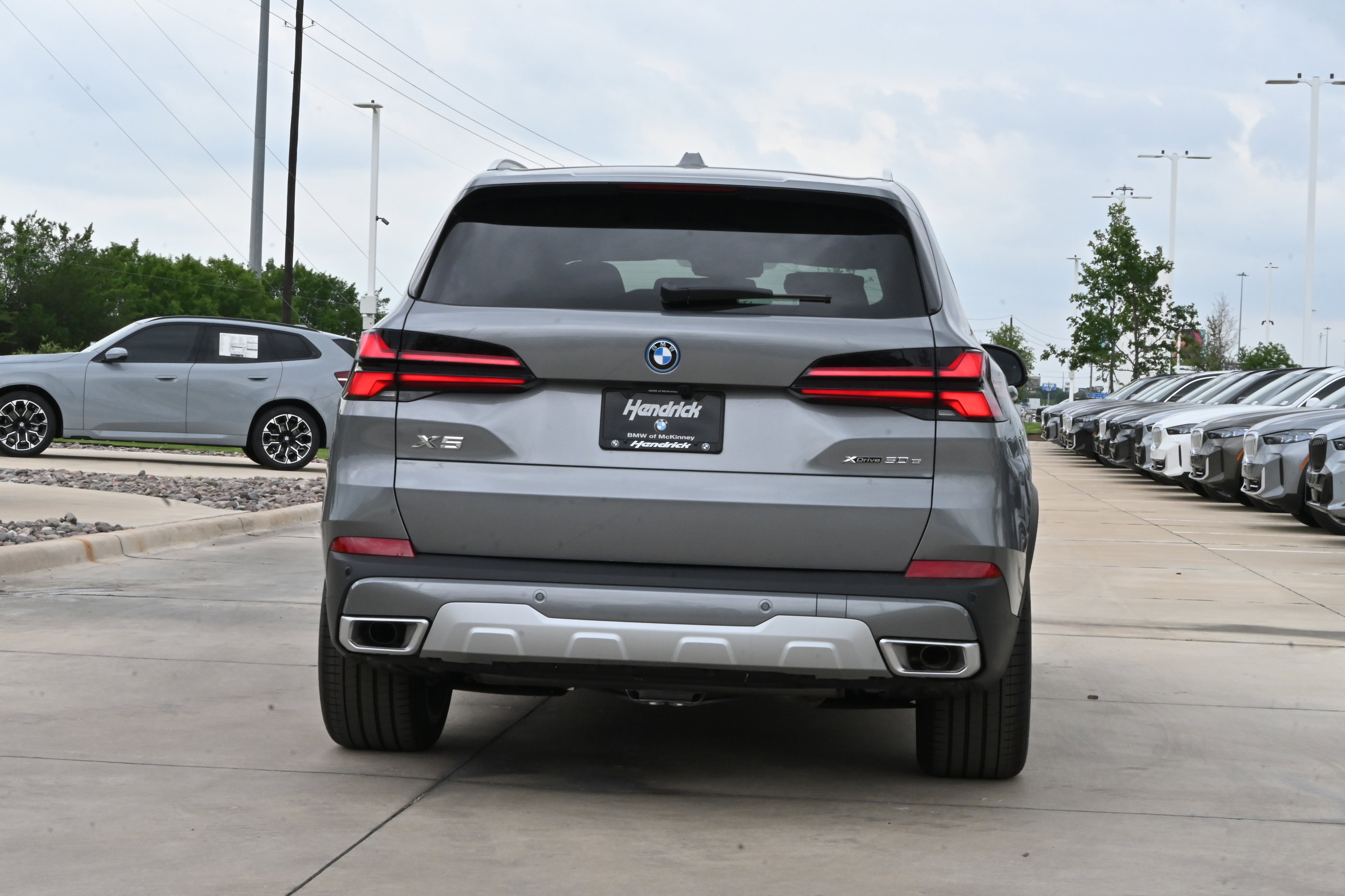 New 2026 BMW X5 xDrive50e w/ Executive Package AWD/4WD image 7