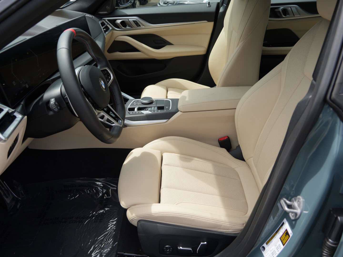 Used 2025 BMW M440i RWD image 14