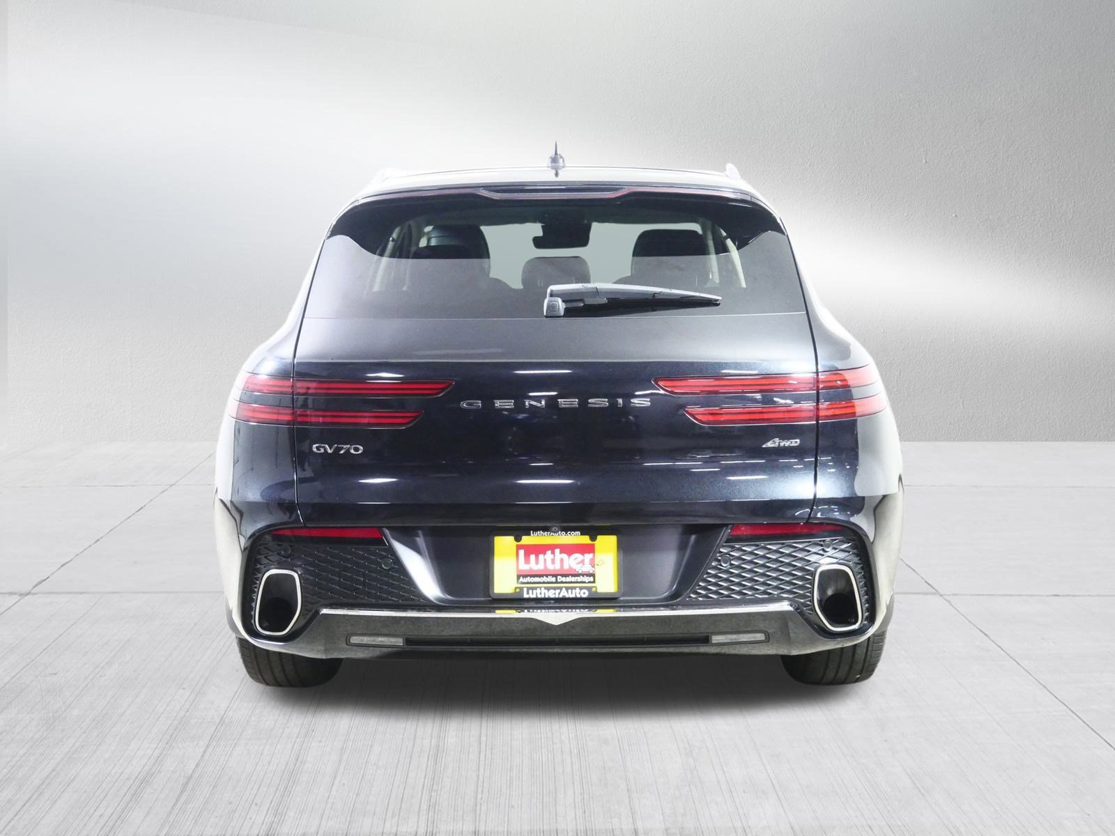 Certified 2022 Genesis GV70 2.5T w/ Select Package image 6