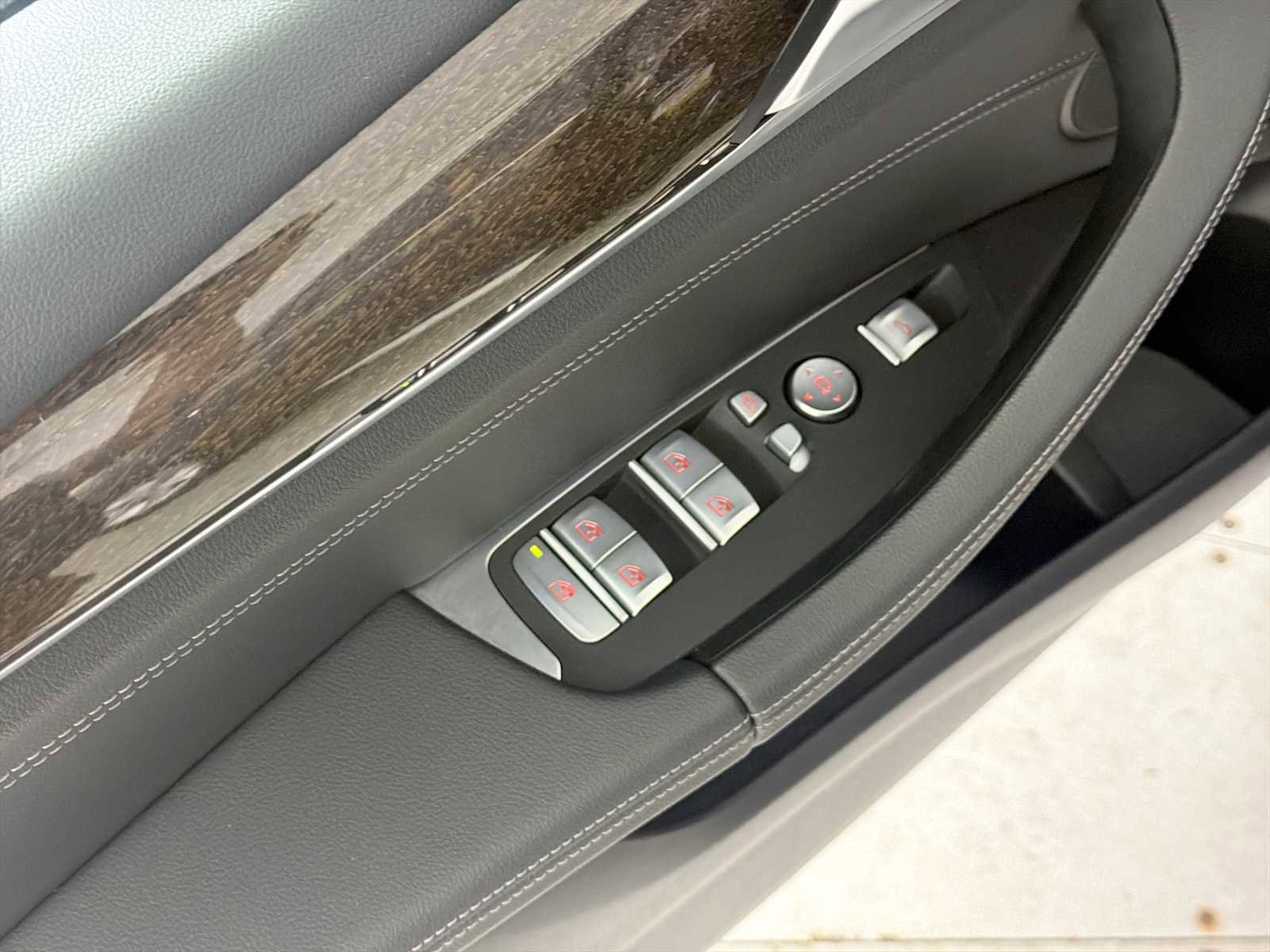 Used 2021 BMW X3 xDrive30i w/ Convenience Package image 15