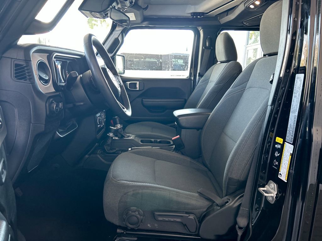 Used 2024 Jeep Wrangler Sport S image 10