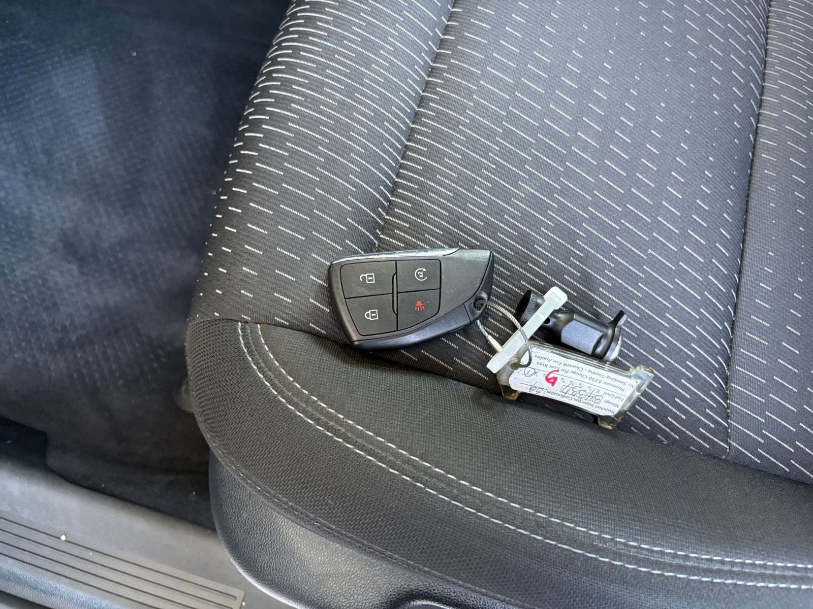 Used 2025 Chevrolet Equinox LT FWD image 21
