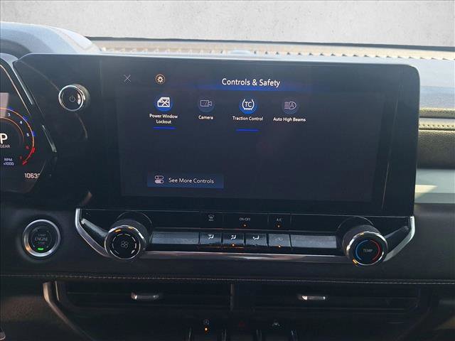 Used 2024 Chevrolet Colorado LT image 12