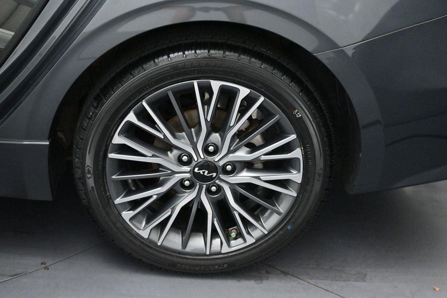 Used 2022 Kia Forte GT-Line FWD image 32