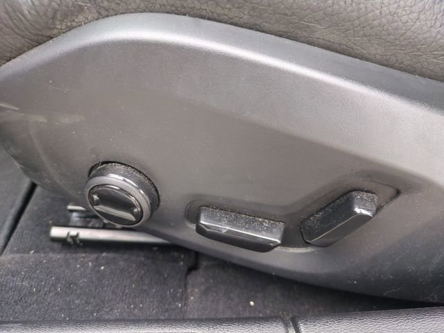 Certified 2025 Volvo S60 B5 Plus image 14