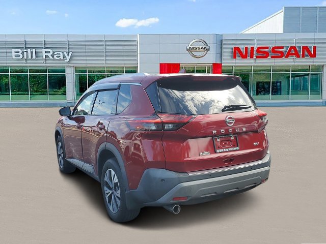 Used 2021 Nissan Rogue SV w/ Premium Package FWD image 3