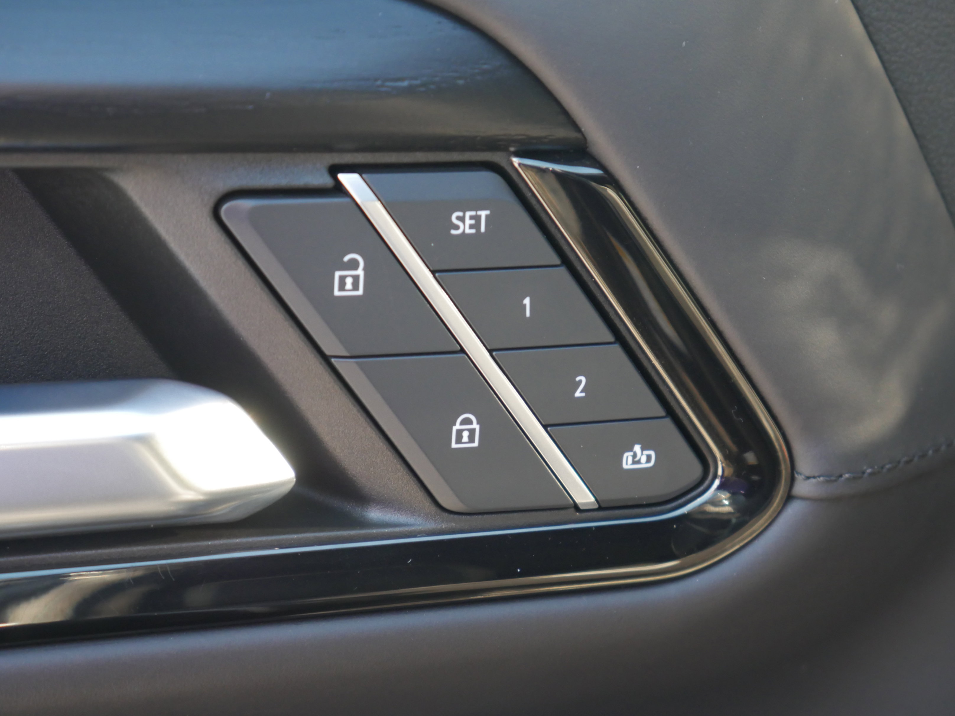 Used 2022 GMC Sierra 1500 AT4X image 45