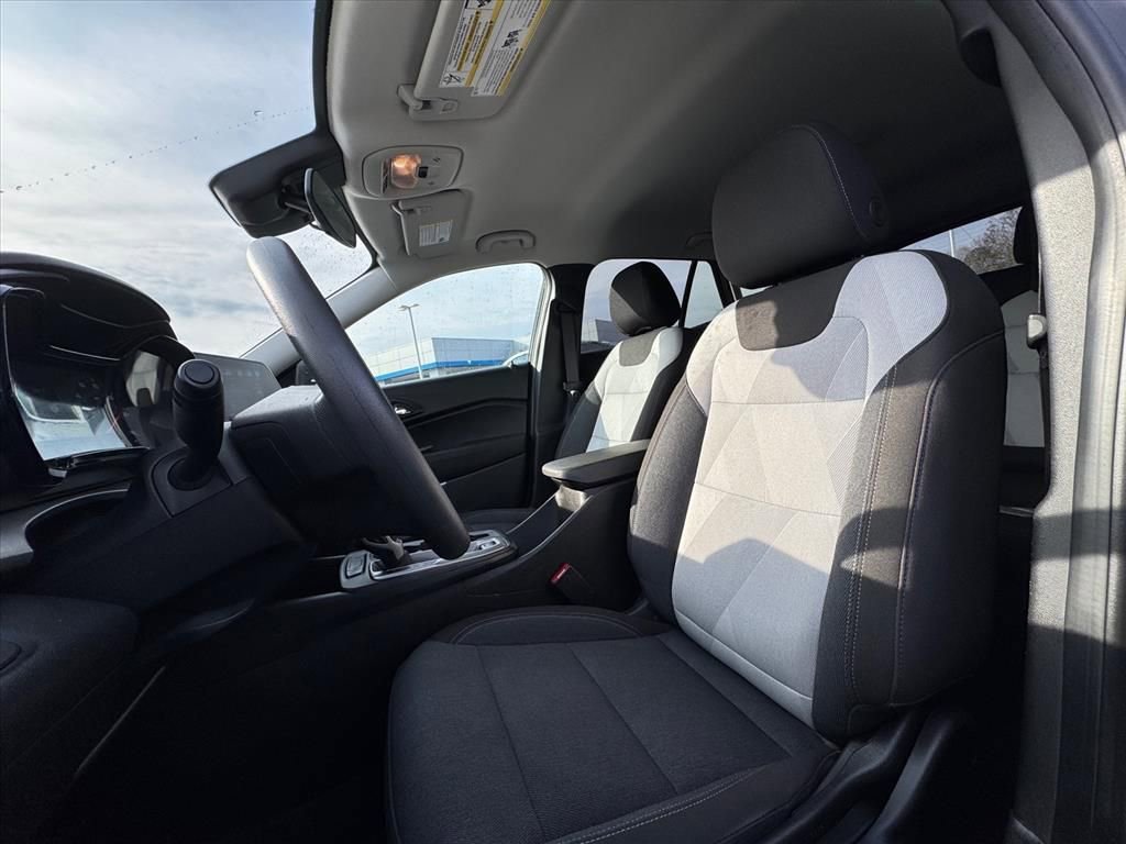 Used 2024 Chevrolet Trax LS FWD image 14