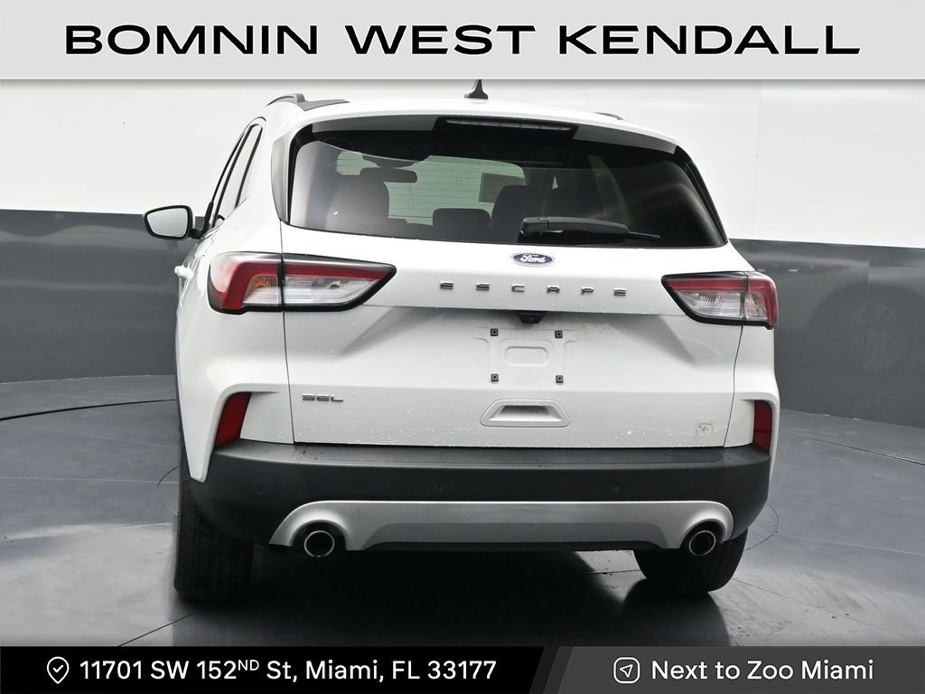Used 2021 Ford Escape SEL w/ Technology Package image 4