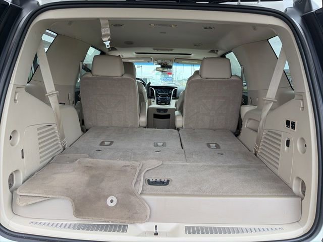 Used 2018 Cadillac Escalade Luxury RWD image 28