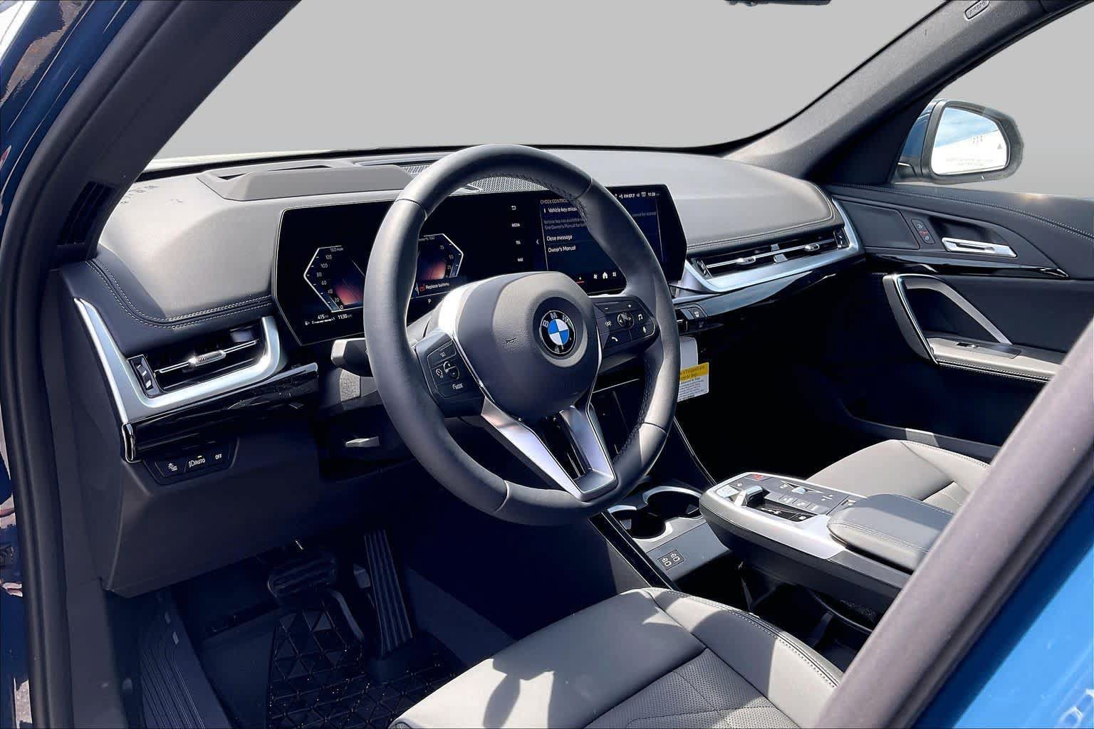Used 2026 BMW X1 xDrive28i w/ Technology Package AWD/4WD image 9