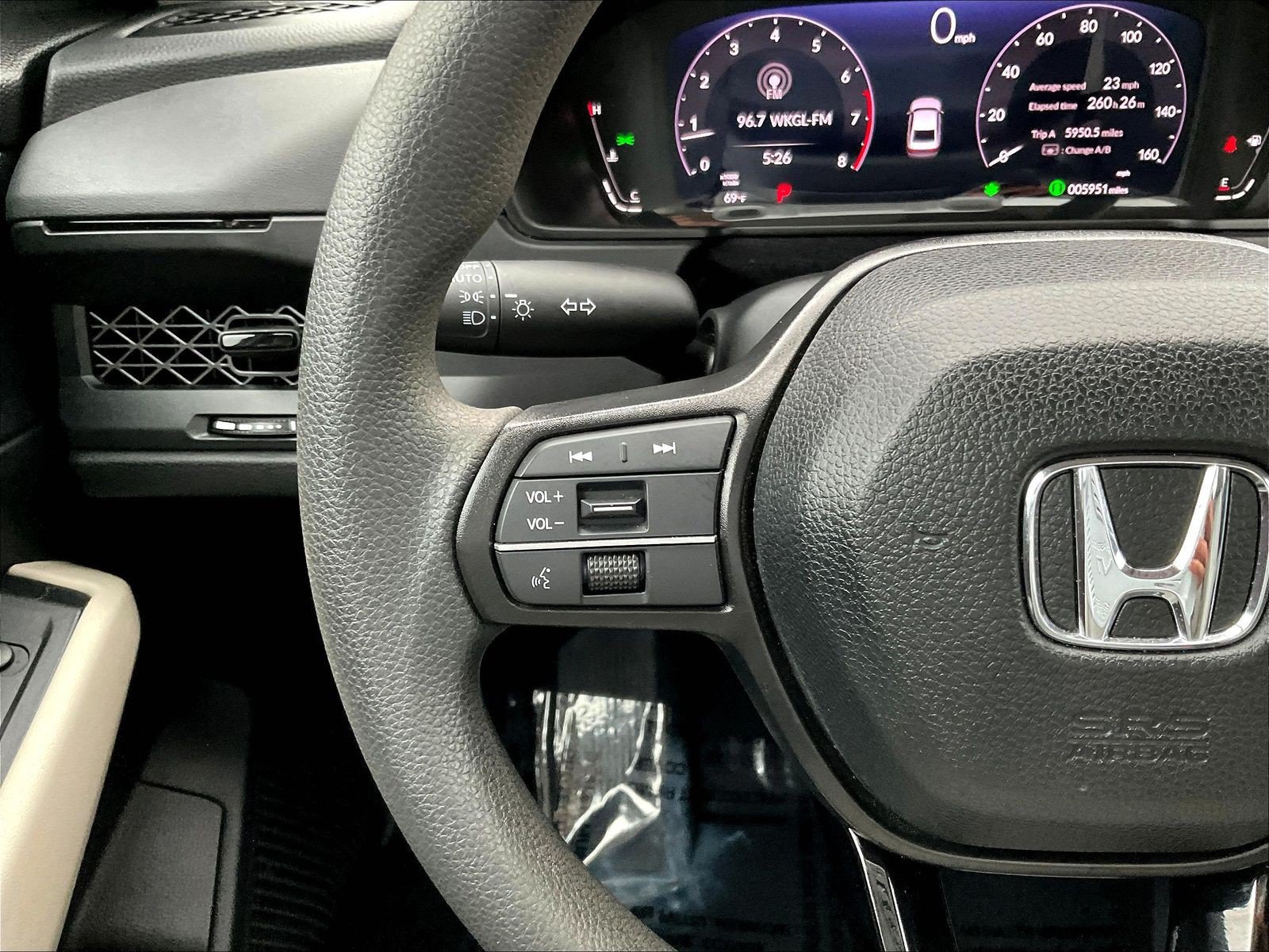 Used 2025 Honda Accord LX image 14