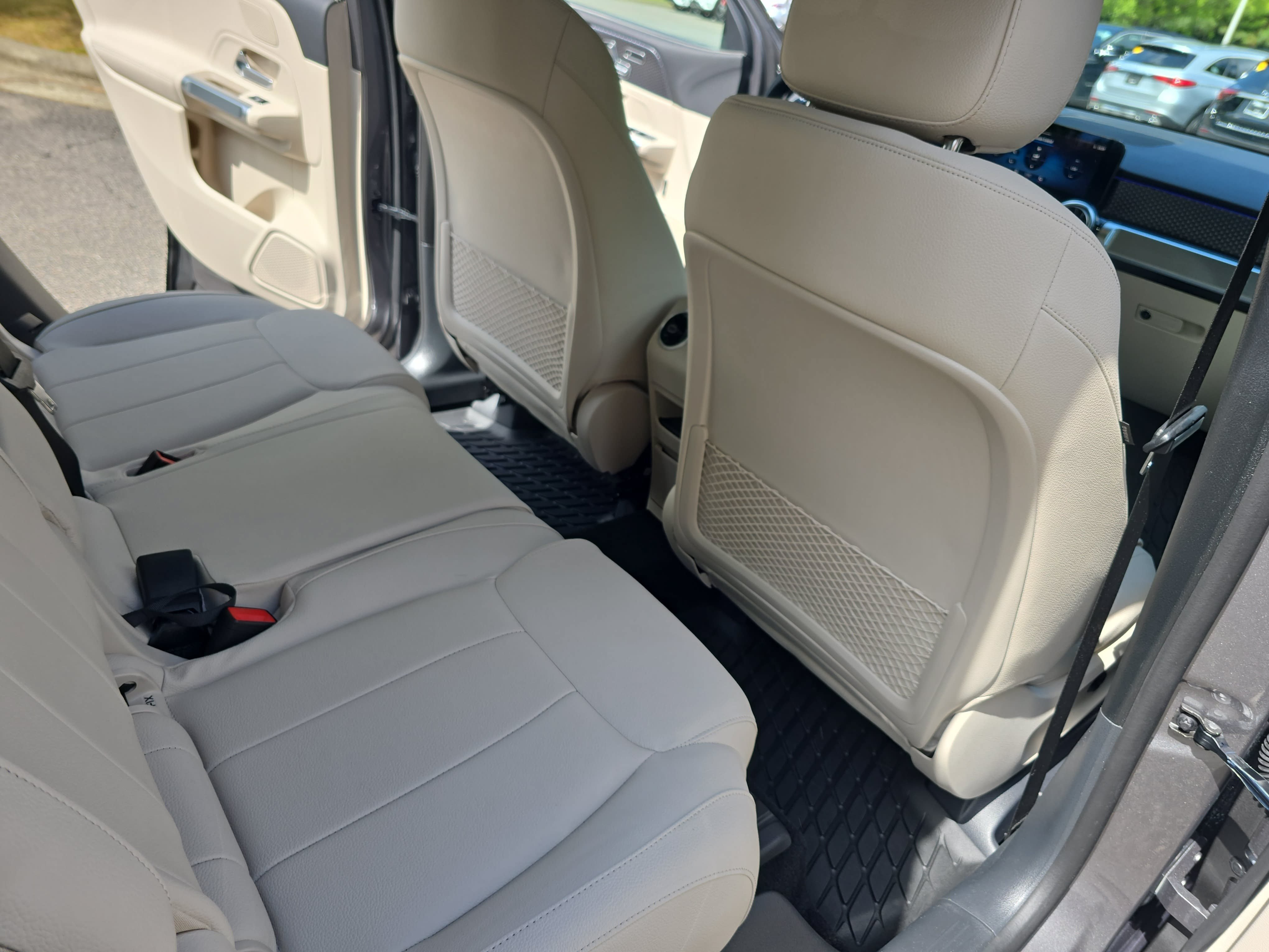 Certified 2026 Mercedes-Benz GLB 250 image 11