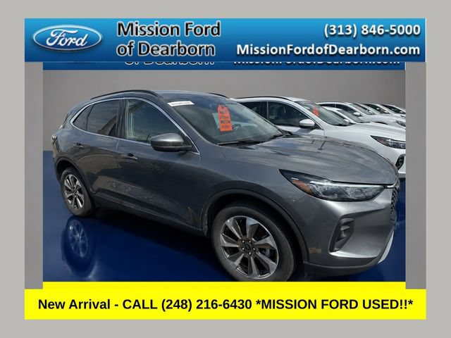 Used 2025 Ford Escape Platinum
