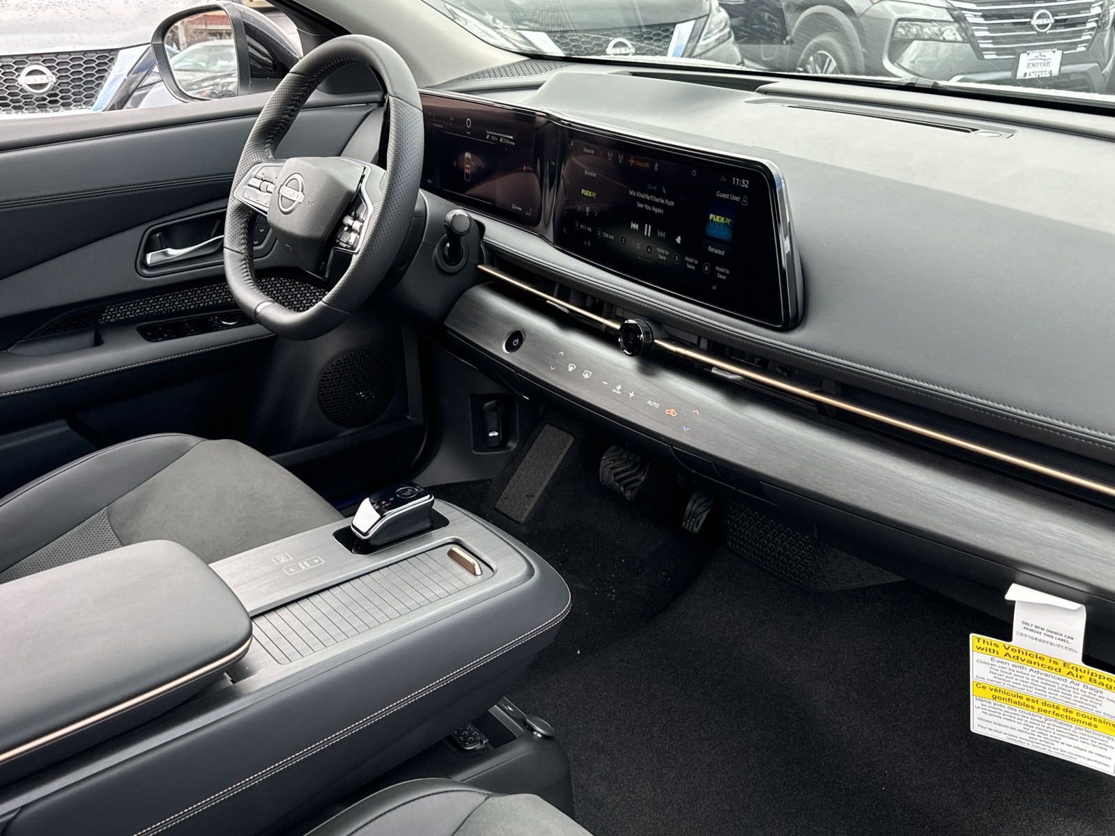 New 2024 Nissan Ariya AWD image 20