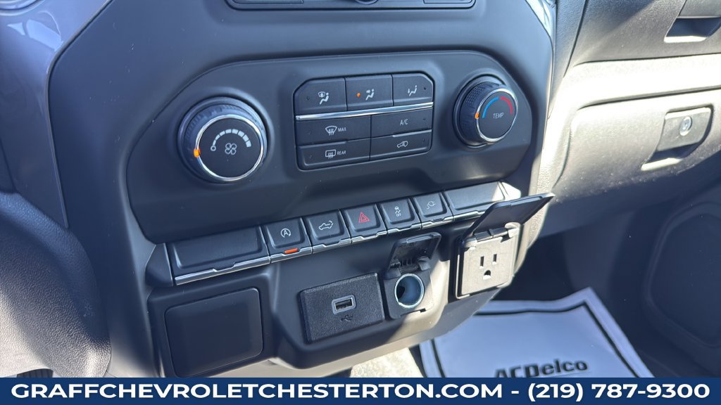 Used 2020 Chevrolet Silverado 1500 Custom w/ Custom Value Package AWD/4WD image 48