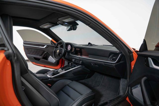 Used 2022 Porsche 911 Turbo S image 25