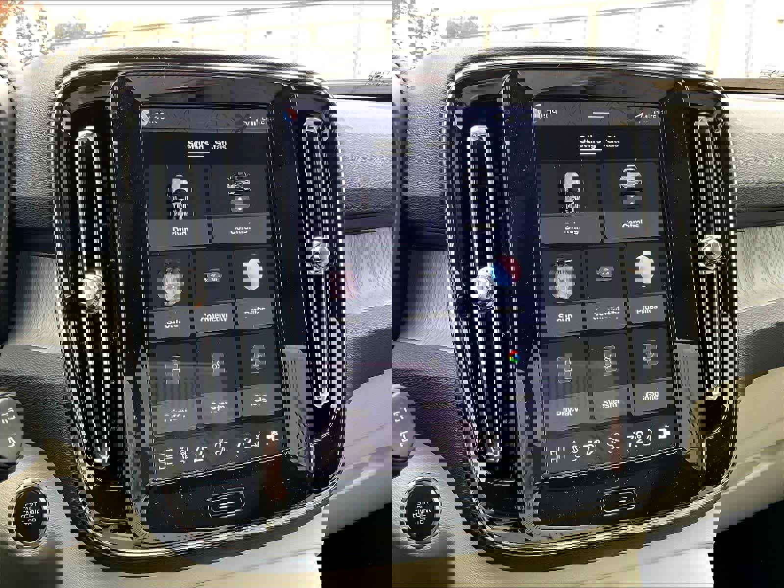 New 2026 Volvo XC40 B4 Plus w/ Climate Package image 22