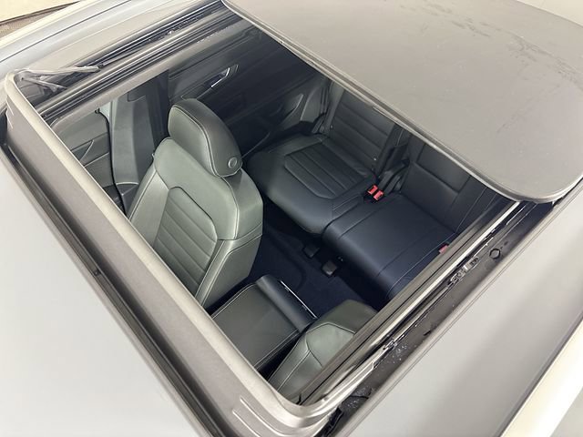 New 2026 Volkswagen Atlas Cross Sport SEL image 22